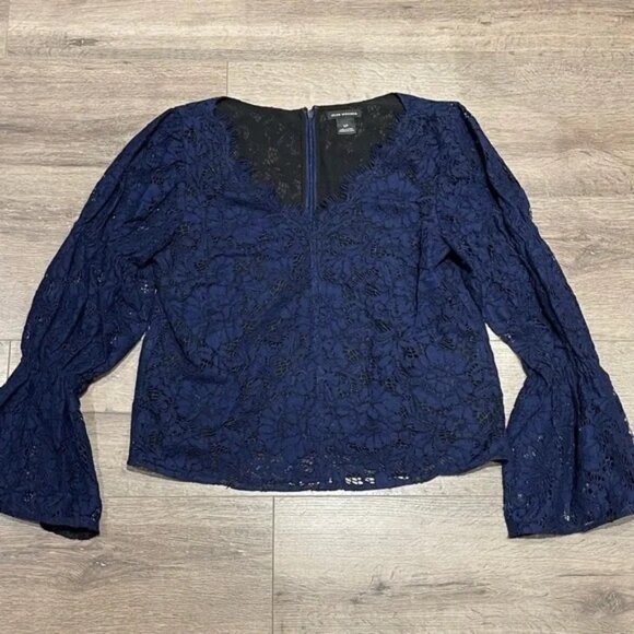 New Club Monaco Jarne Navy Blue Lace V-Neck Blouse - Picture 8 of 9